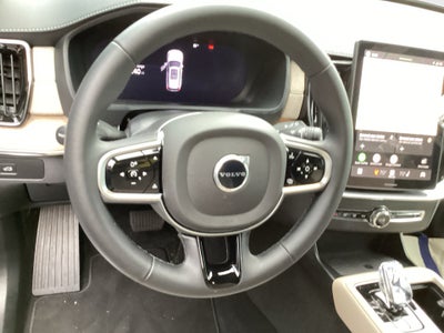 2026 Volvo XC90 Core