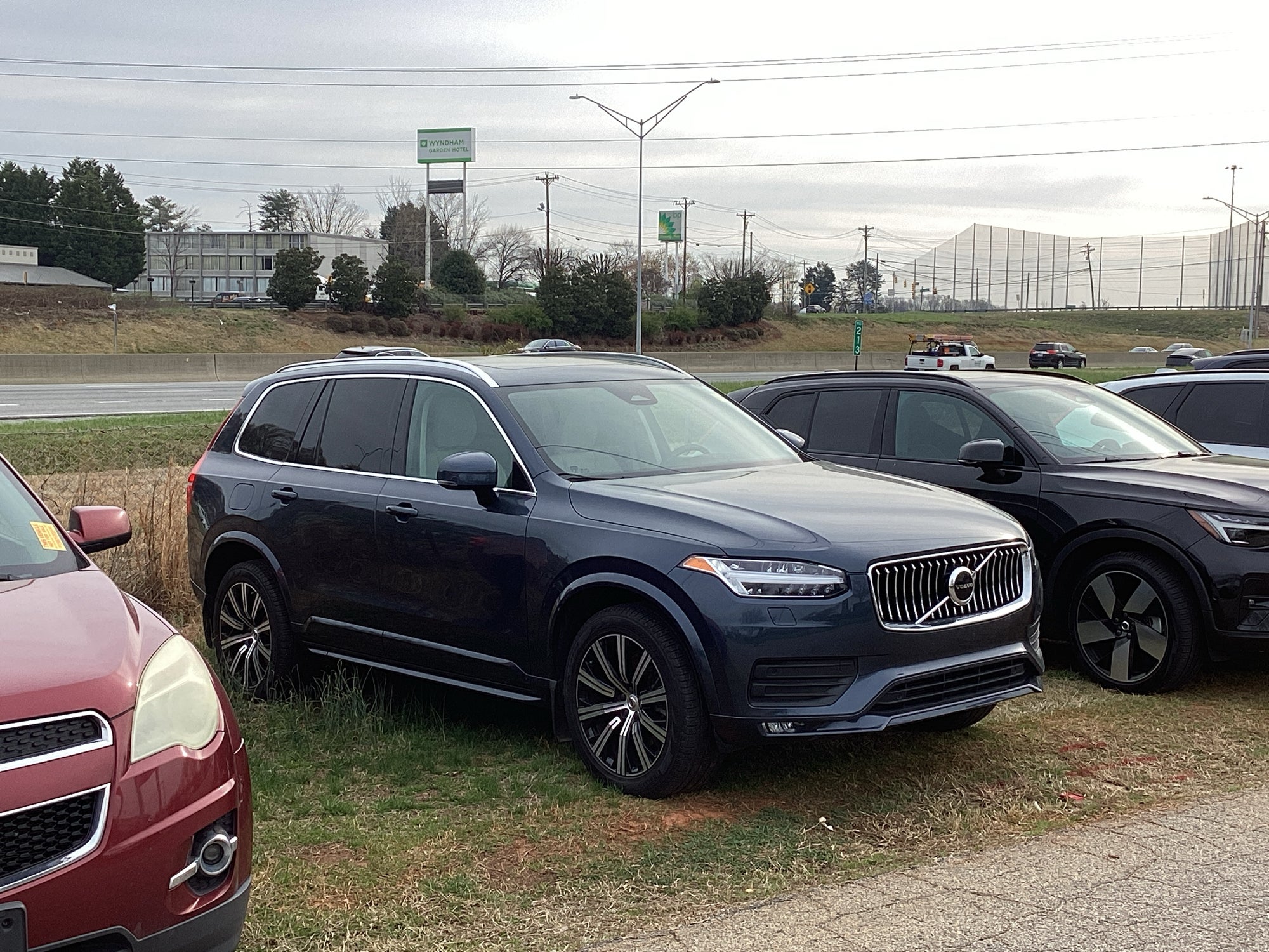 2023 Volvo XC90 B5 Core