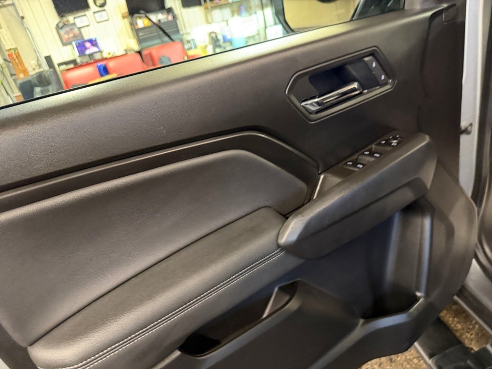 2025 Chevrolet Colorado 4WD Work Truck