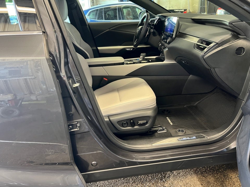 2025 Lexus RX 350h Premium