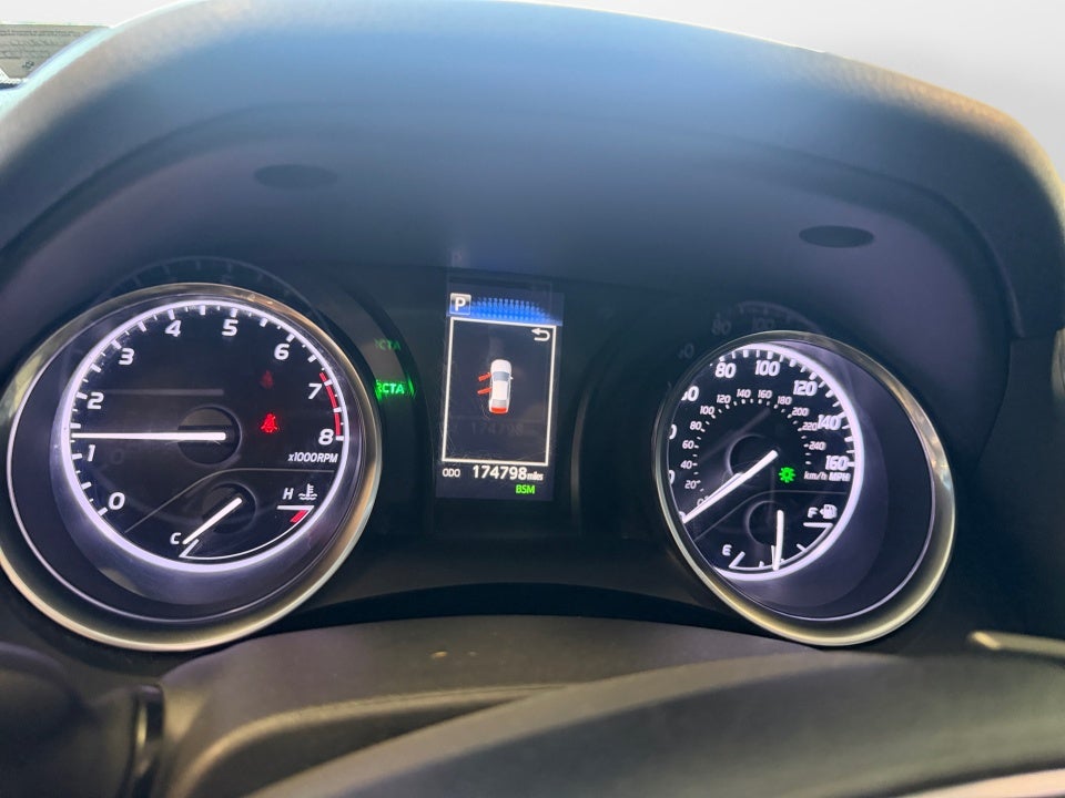 2018 Toyota Camry SE