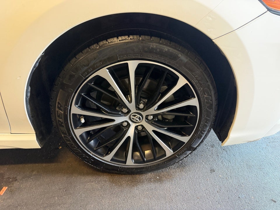 2018 Toyota Camry SE
