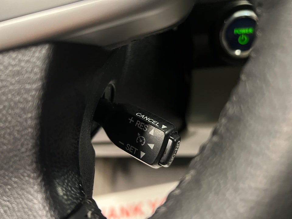 2012 Toyota Camry Hybrid XLE