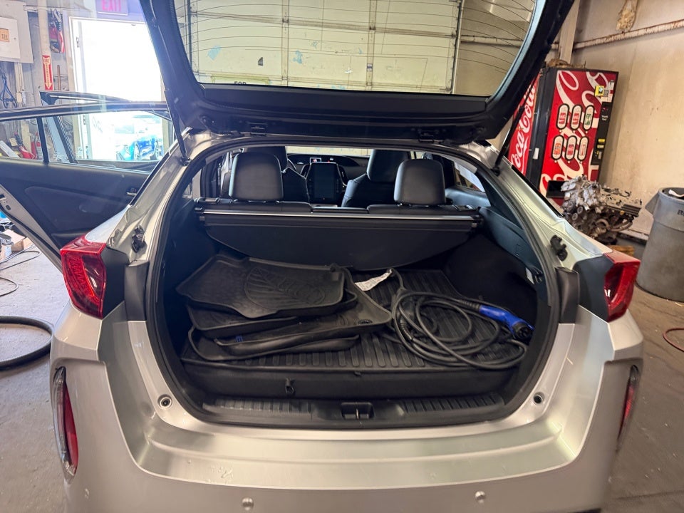 2017 Toyota Prius Prime Advanced