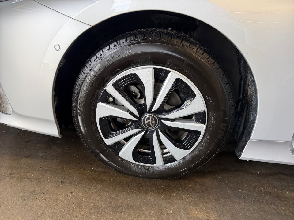 2017 Toyota Prius Prime Advanced