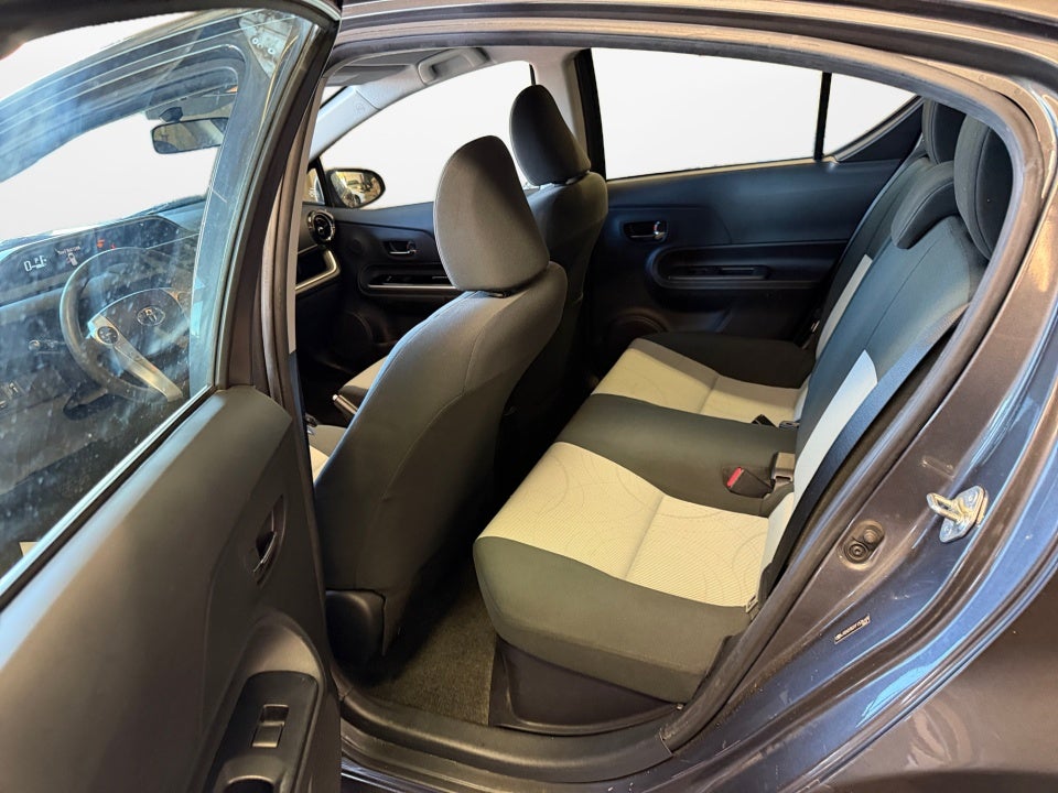 2015 Toyota Prius c Two