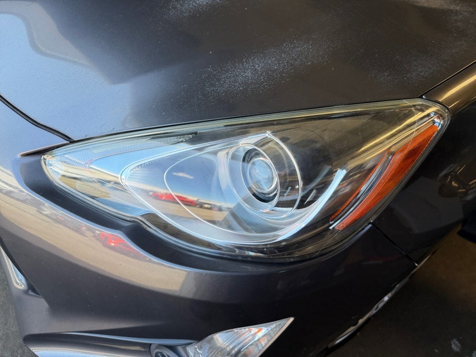 2015 Toyota Prius c Two