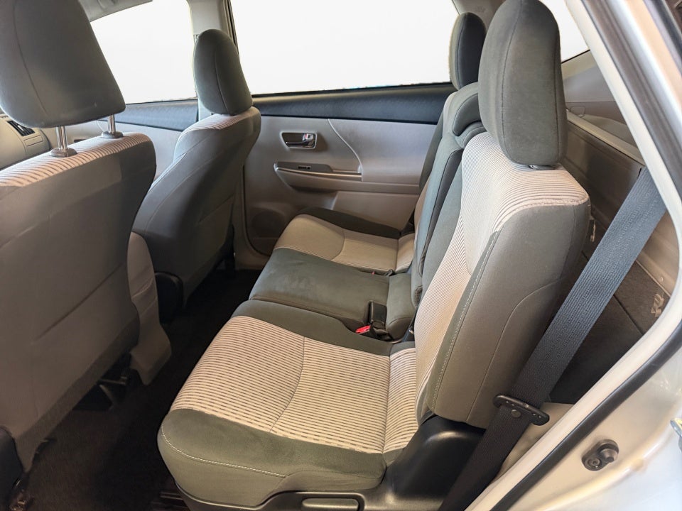 2017 Toyota Prius v Three