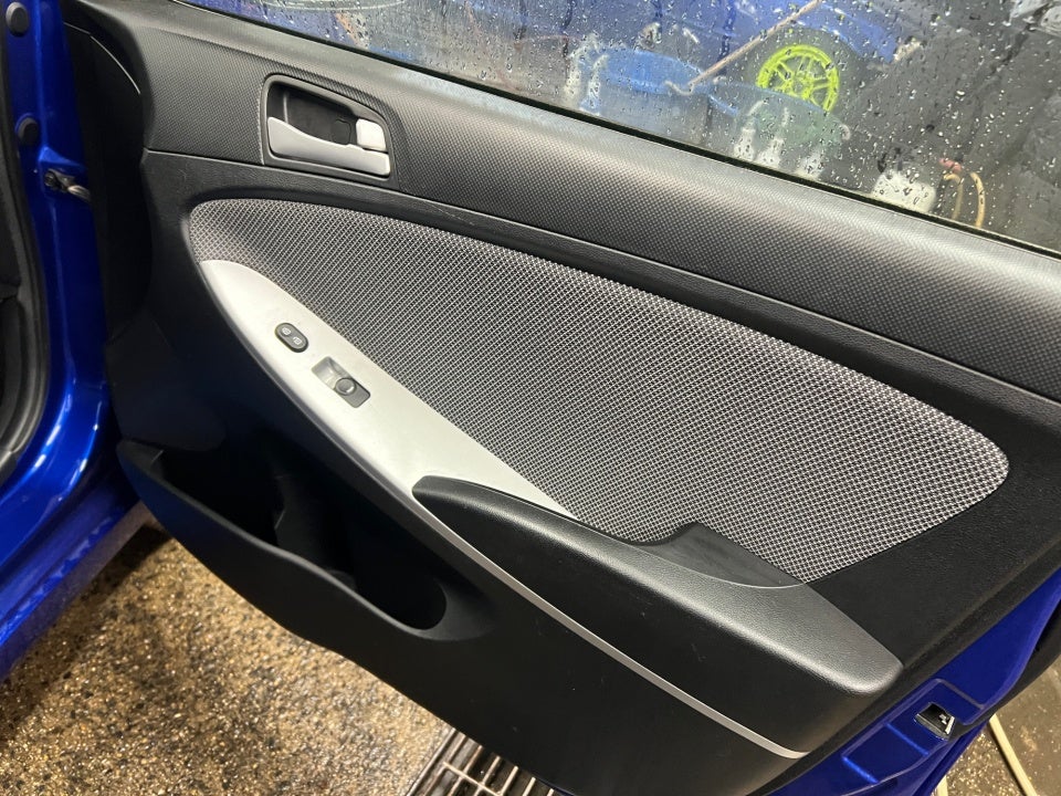 2013 Hyundai Accent GS