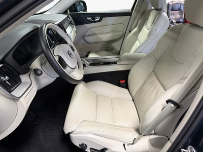 2025 Volvo XC60 Plug-In Hybrid Ultra, T8 AWD Electric/Gasoline, Dark