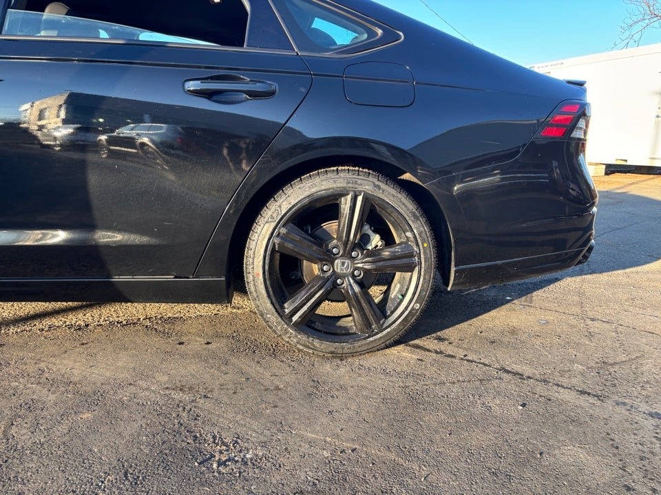 2023 Honda Accord Hybrid Sport-L