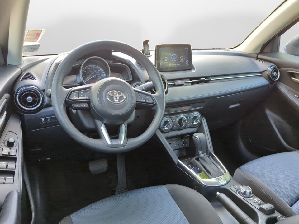 2019 Toyota Yaris Sedan LE