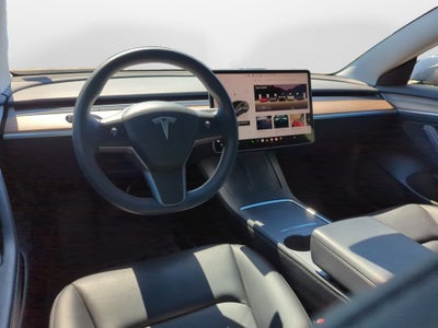 2022 Tesla Model 3 RWD