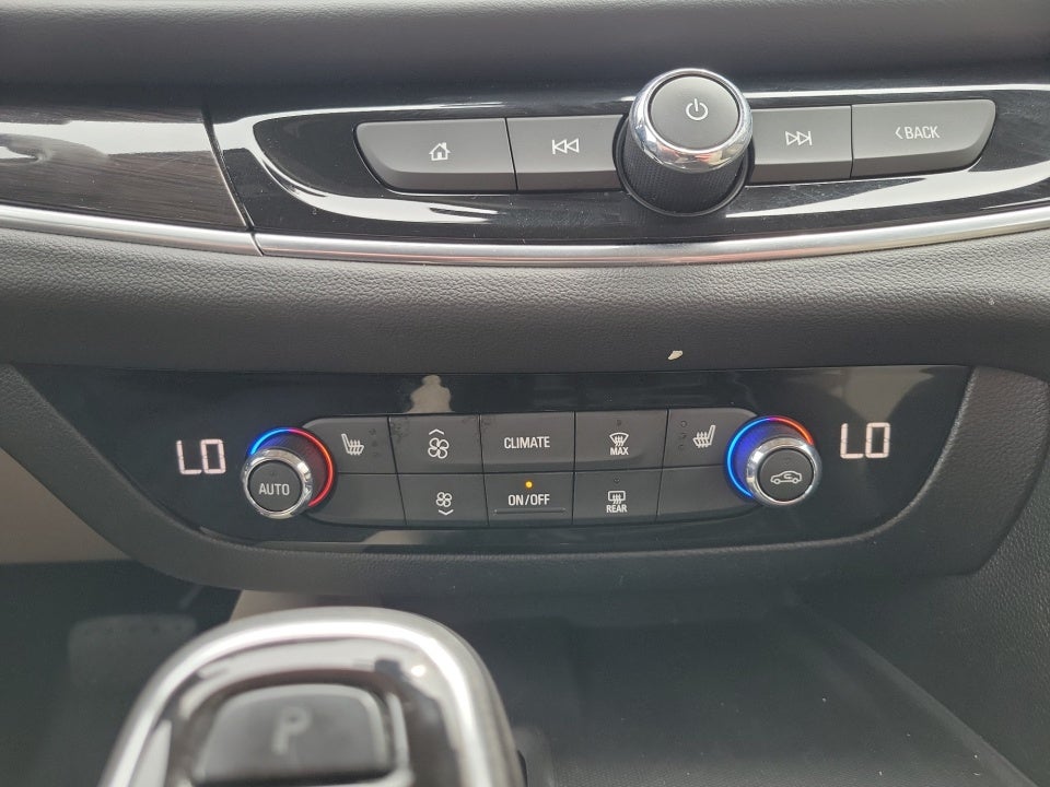 2019 Buick Enclave AWD Essence