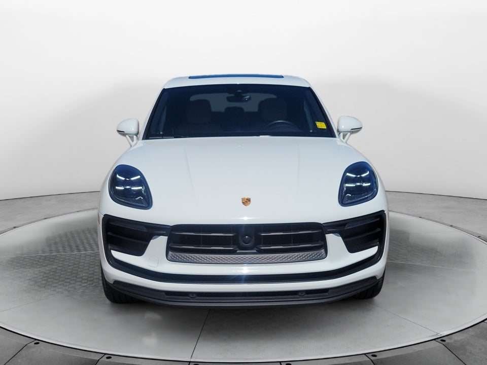 2023 Porsche Macan Base