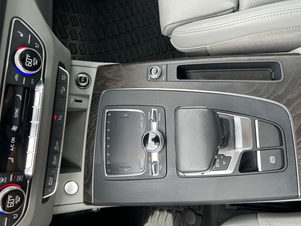 2019 Audi Q5 Premium Plus