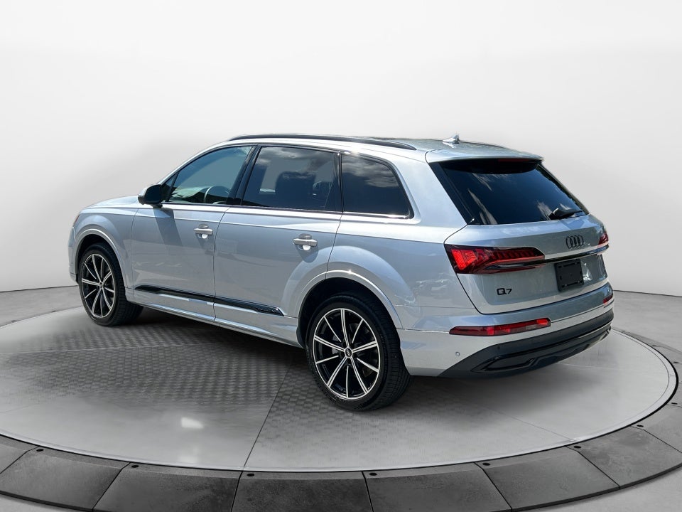 2022 Audi Q7 Premium Plus
