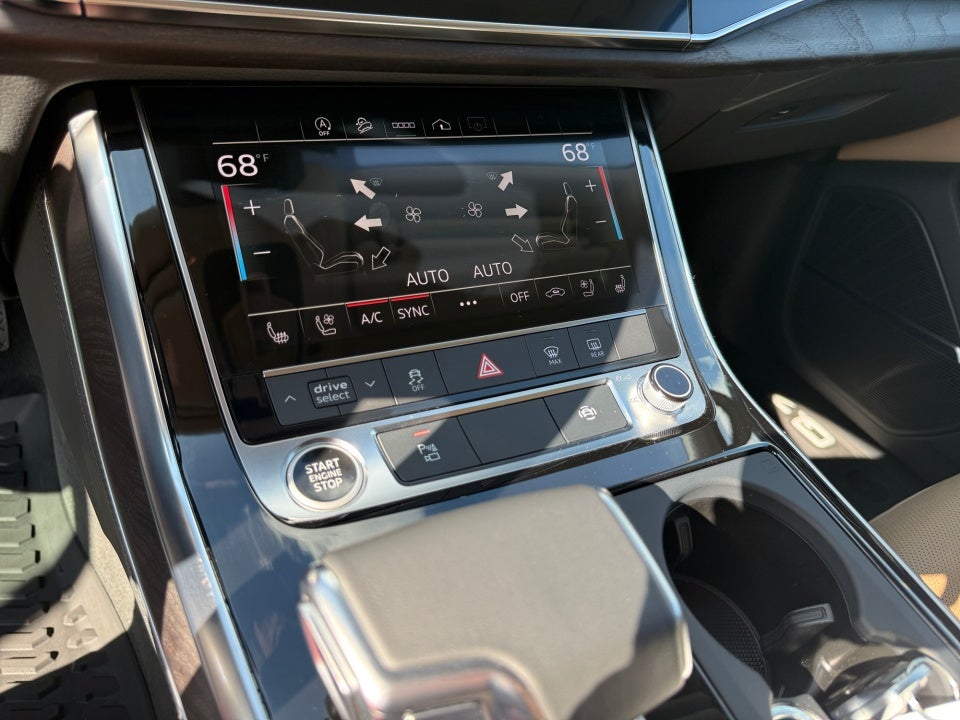 2022 Audi Q7 Premium Plus 55 TFSI quattro Tiptronic
