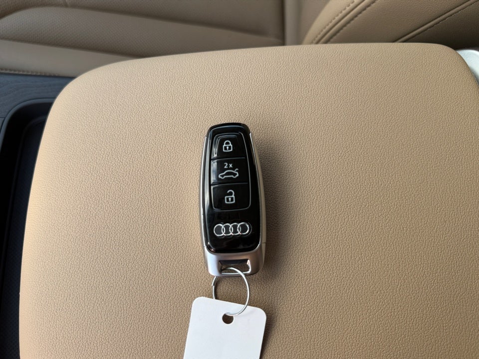 2022 Audi Q7 Premium Plus 55 TFSI quattro Tiptronic