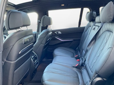 2024 BMW X7 M60i