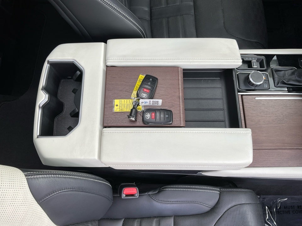 2023 Toyota Sequoia Capstone