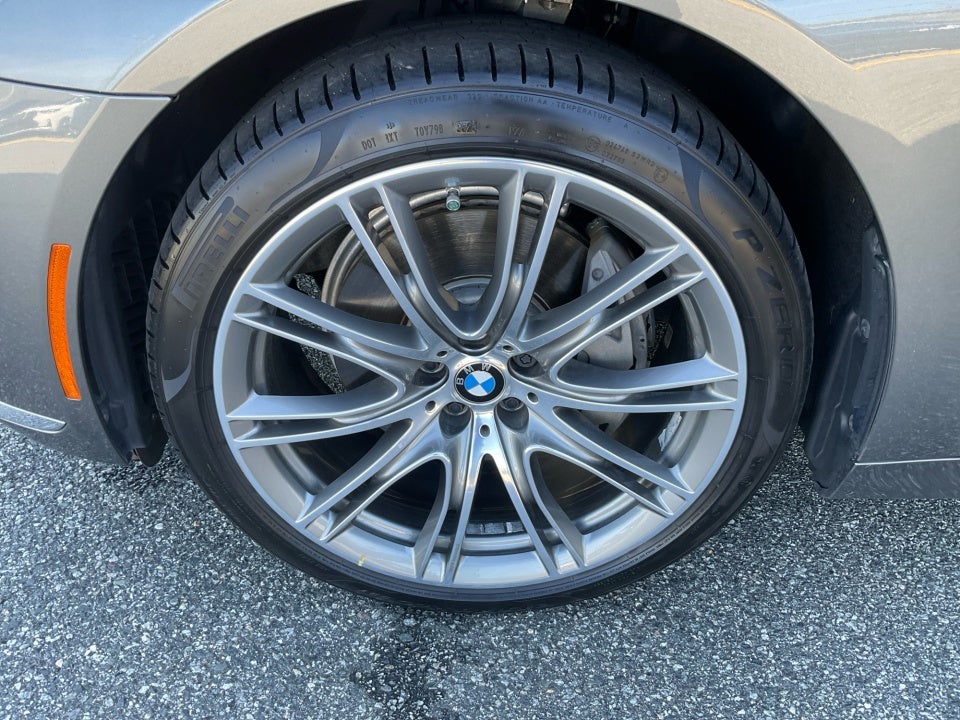 2019 BMW 740i 740i