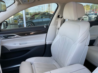 2019 BMW 740i 740i