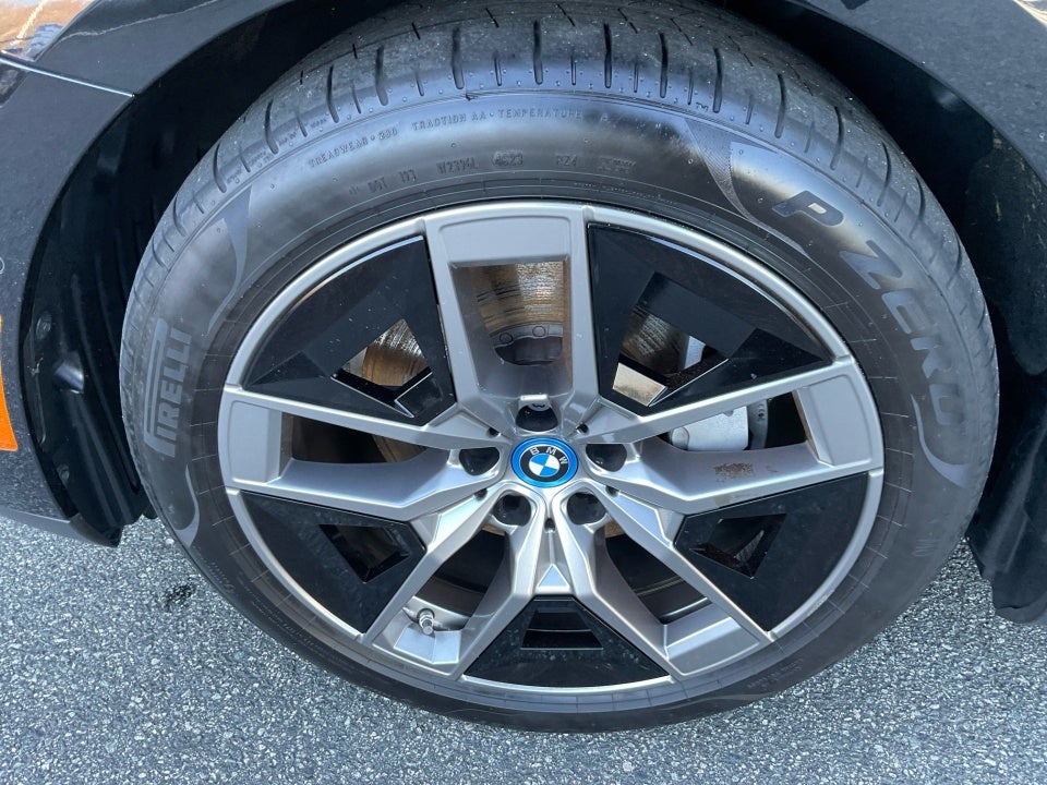 2024 BMW i5 eDrive40