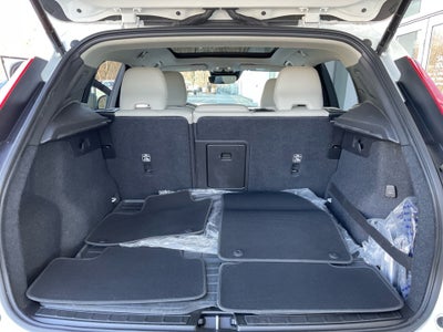 2020 Volvo XC40 Momentum