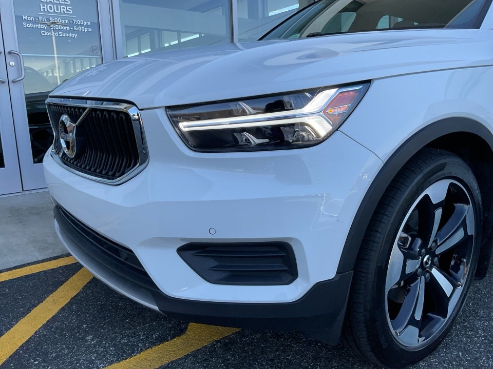 2020 Volvo XC40 Momentum