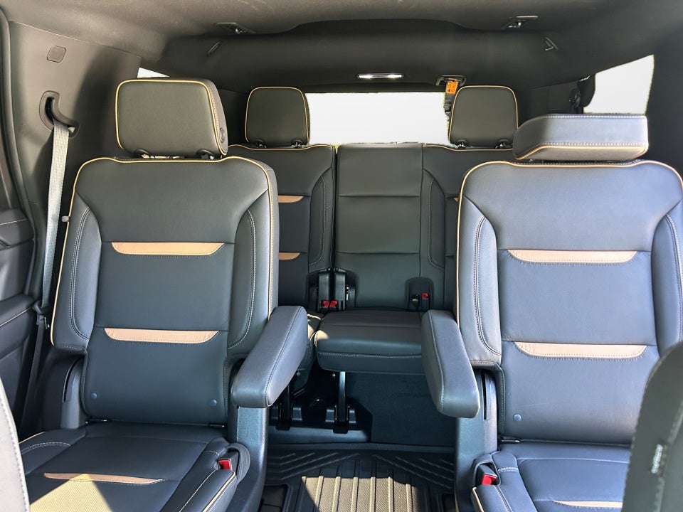 2024 GMC Yukon 4WD AT4