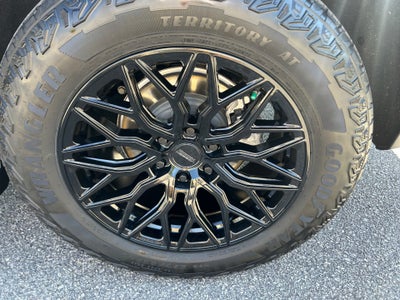 2024 GMC Yukon 4WD AT4