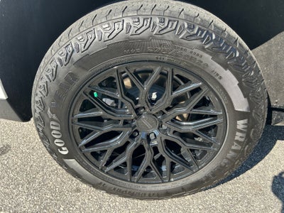 2024 GMC Yukon 4WD AT4