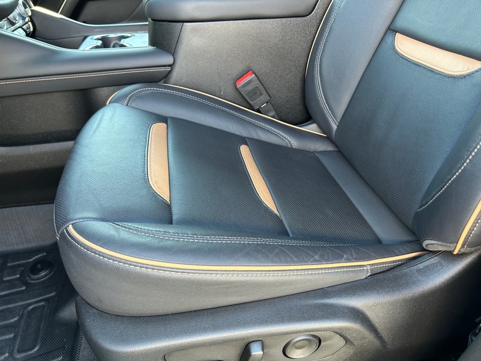 2024 GMC Yukon 4WD AT4