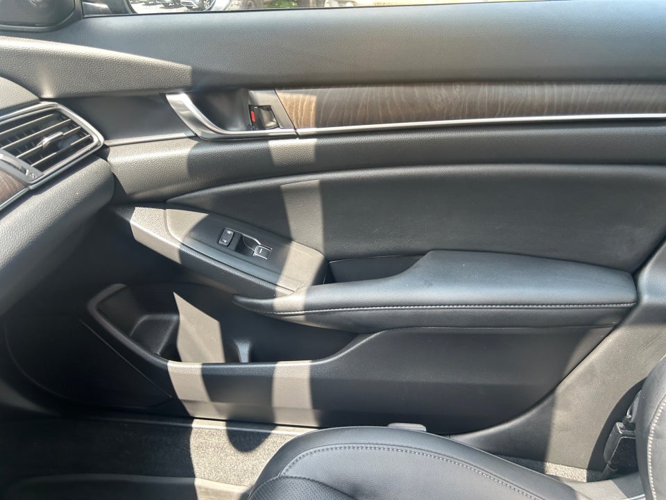 2022 Honda Accord Hybrid Touring