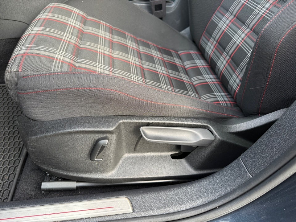 2020 Volkswagen Golf GTI 2.0T S