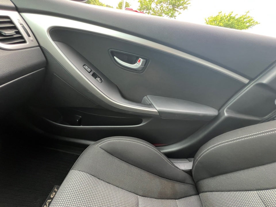 2014 Hyundai Elantra GT Base