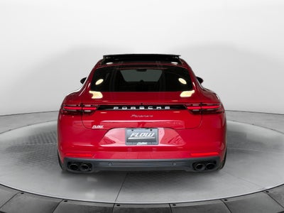 2018 Porsche Panamera 4