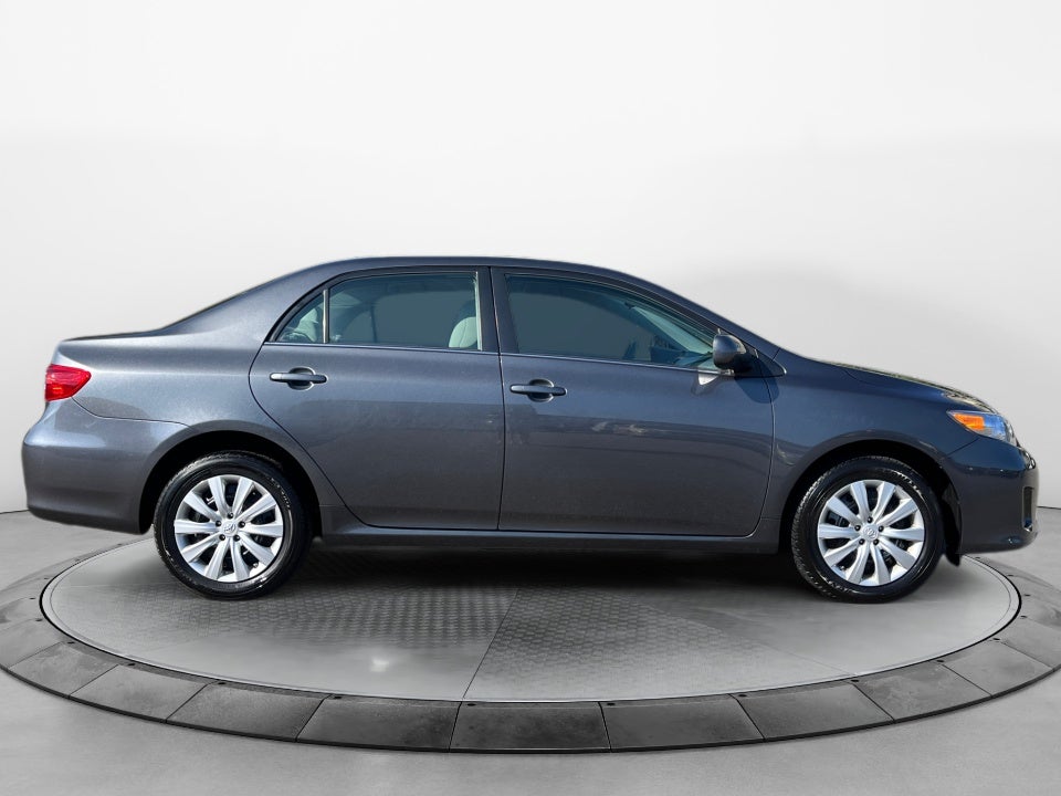 2013 Toyota COROLLA LE