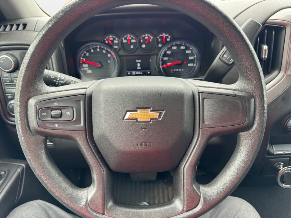 2020 Chevrolet Silverado 4WD Crew Cab Short Bed Custom