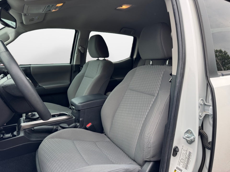 2022 Toyota TACOMA SR5 SR5 V6