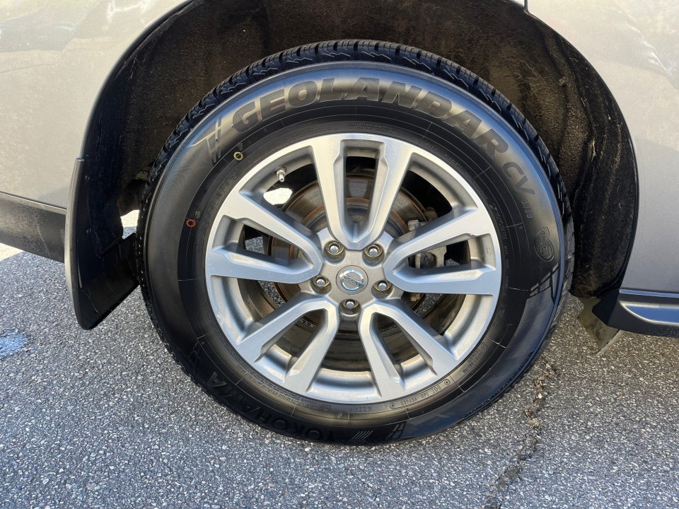 2016 Nissan Pathfinder S