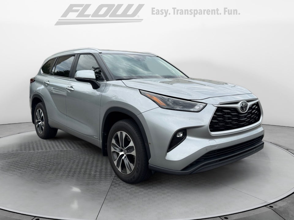 2025 Toyota Highlander Hybrid XLE