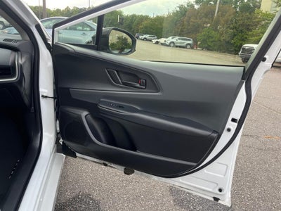 2025 Toyota Prius LE