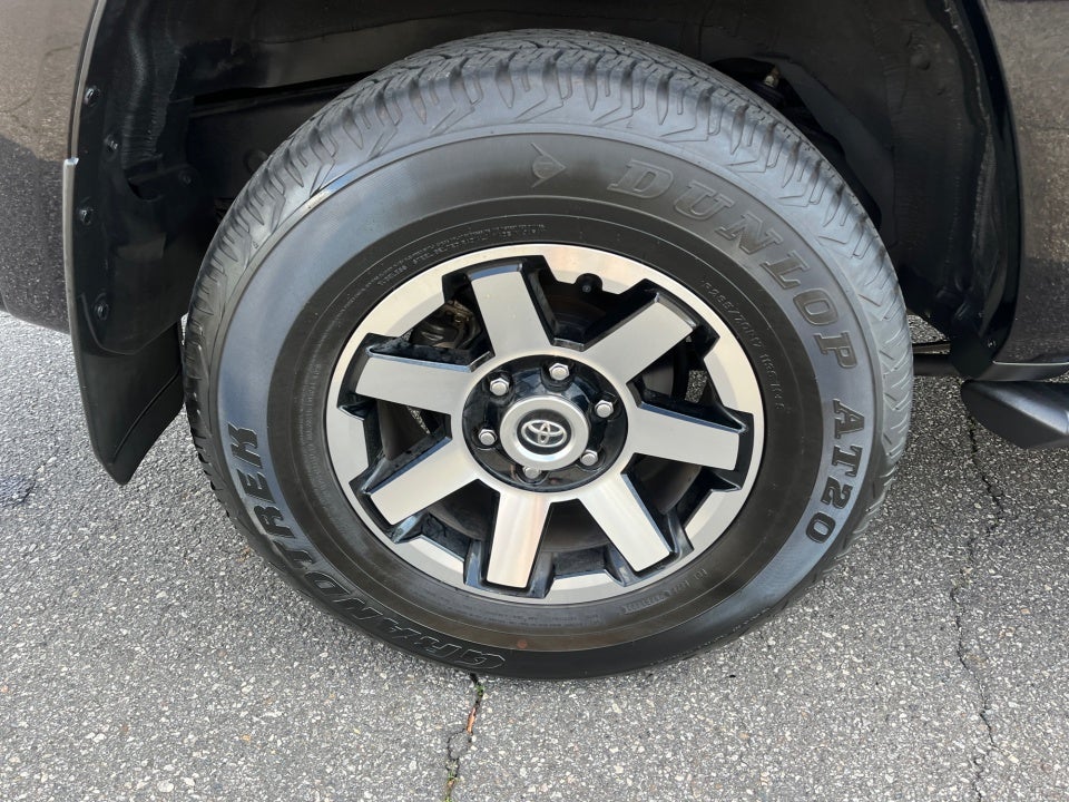 2023 Toyota 4RUNNER TRD Off Road Premium