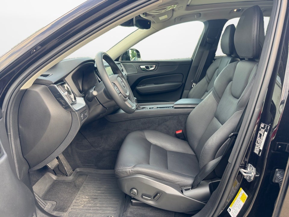 2020 Volvo XC60 T5 Momentum