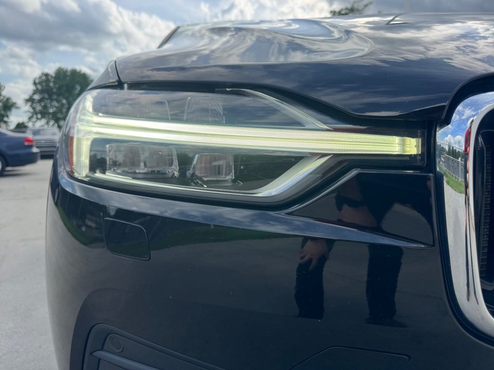 2020 Volvo XC60 T5 Momentum