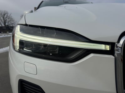 2023 Volvo XC60 B5 Plus Bright Theme