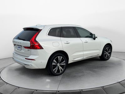 2023 Volvo XC60 B5 Plus Bright Theme