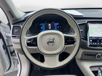2023 Volvo XC90 B5 Plus